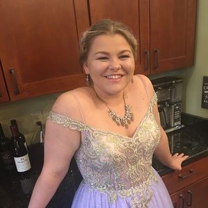 Meet your Posher, Miranda